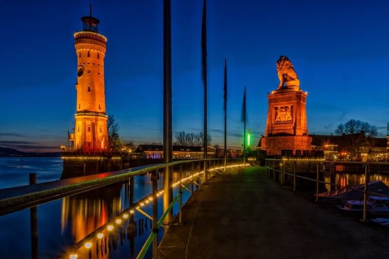 Lindauer Hafen bei Nacht